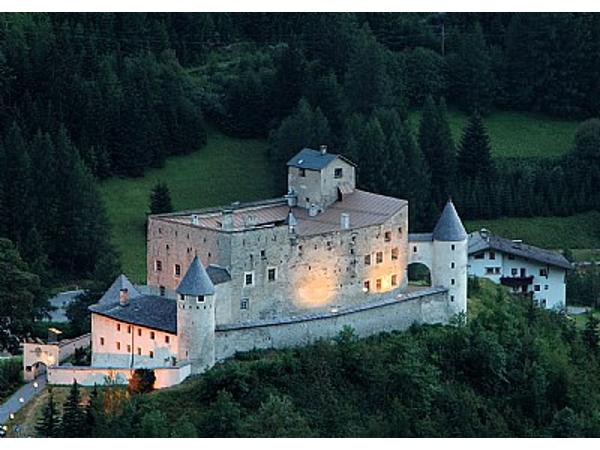 Bilder Schloss Naudersberg