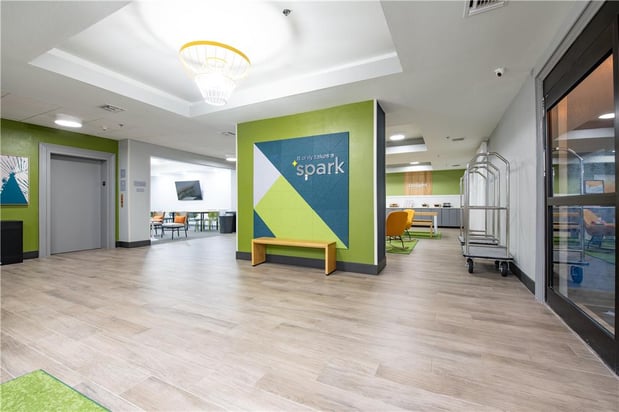 Images Spark by Hilton Lafayette South