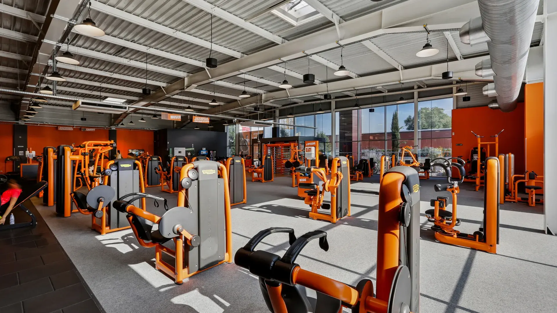 Images Basic-Fit 24/7