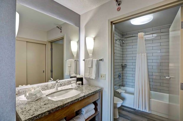 Images Homewood Suites by Hilton Chicago-Downtown