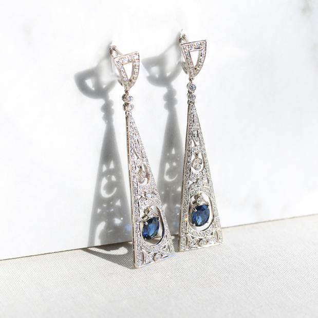 Images R.F. Moeller Jeweler