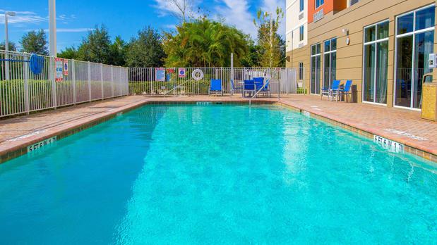 Images Holiday Inn Express & Suites Palm Bay, an IHG Hotel