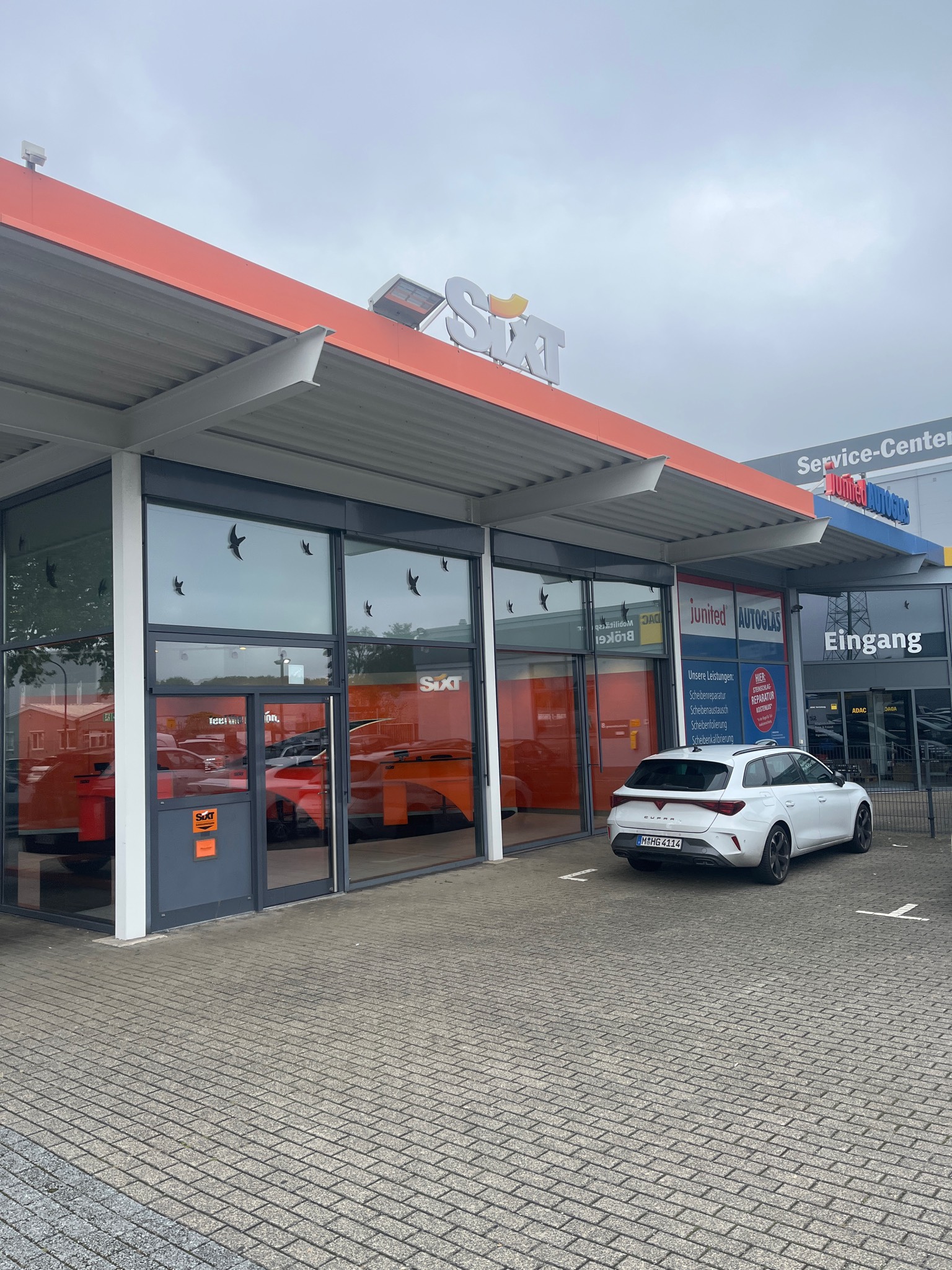 SIXT Autovermietung Mönchengladbach, Lehmkuhlenweg 8 in Mönchengladbach
