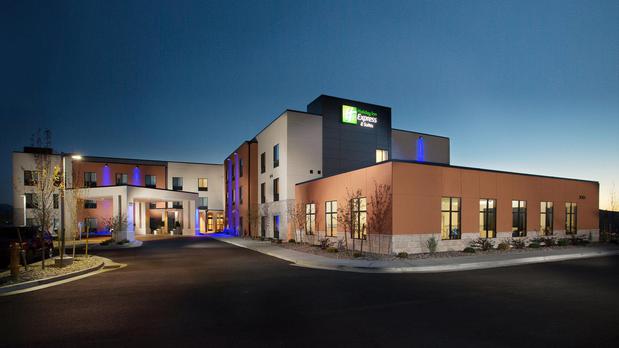 Images Holiday Inn Express & Suites Pocatello by IHG