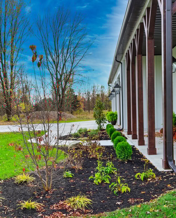 Images Oakwood Lawn & Landscaping