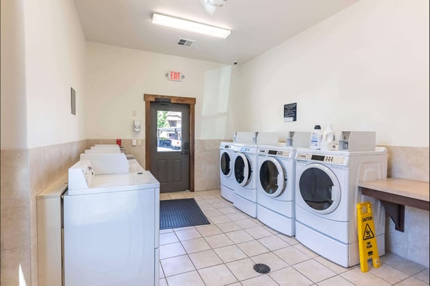 Images Stoneplace Apartment Homes