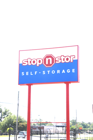 Images Stop N Stor