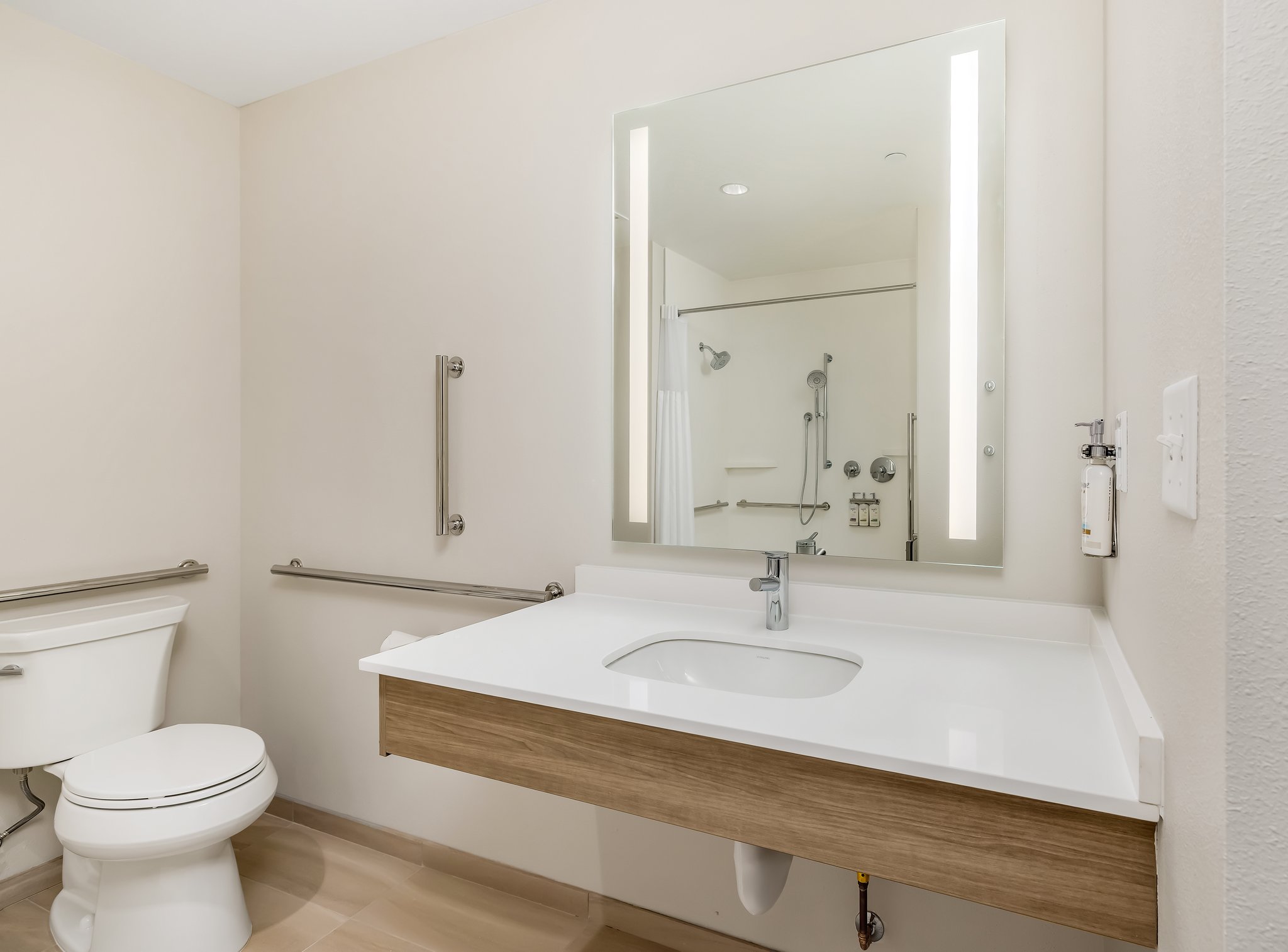 Holiday Inn Express Eugene - Springfield by IHG Image