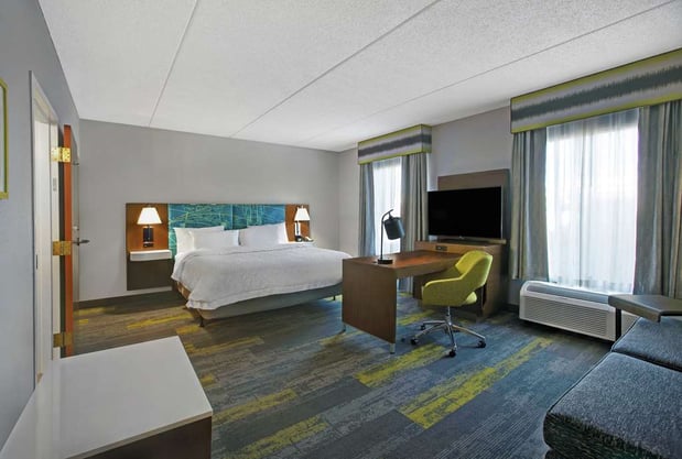 Images Hampton Inn & Suites Augusta West