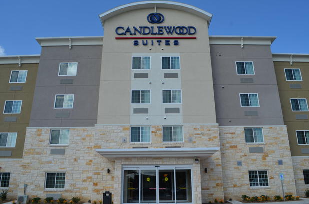 Images Candlewood Suites San Antonio Airport by IHG