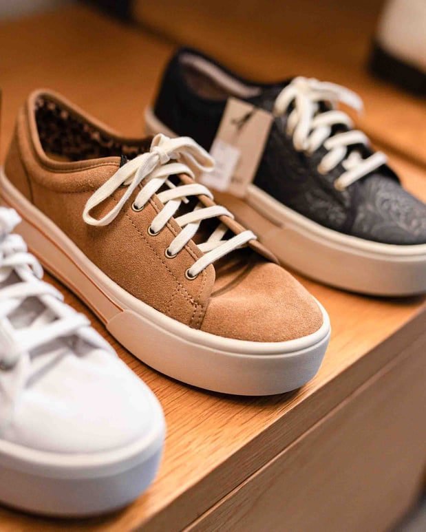 Images Ariat Brand Shop