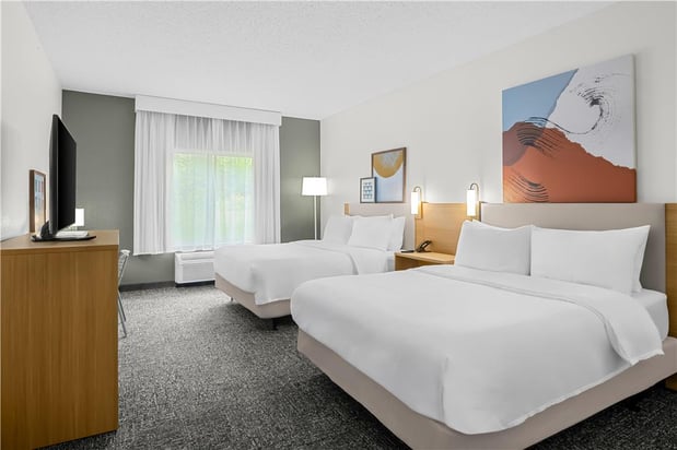 Images Spark by Hilton Traverse City