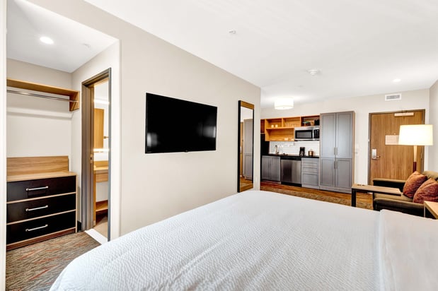 Images Candlewood Suites Detroit - Auburn Hills by IHG