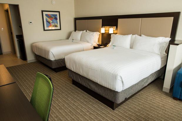 Images Holiday Inn Express & Suites Marietta, an IHG Hotel