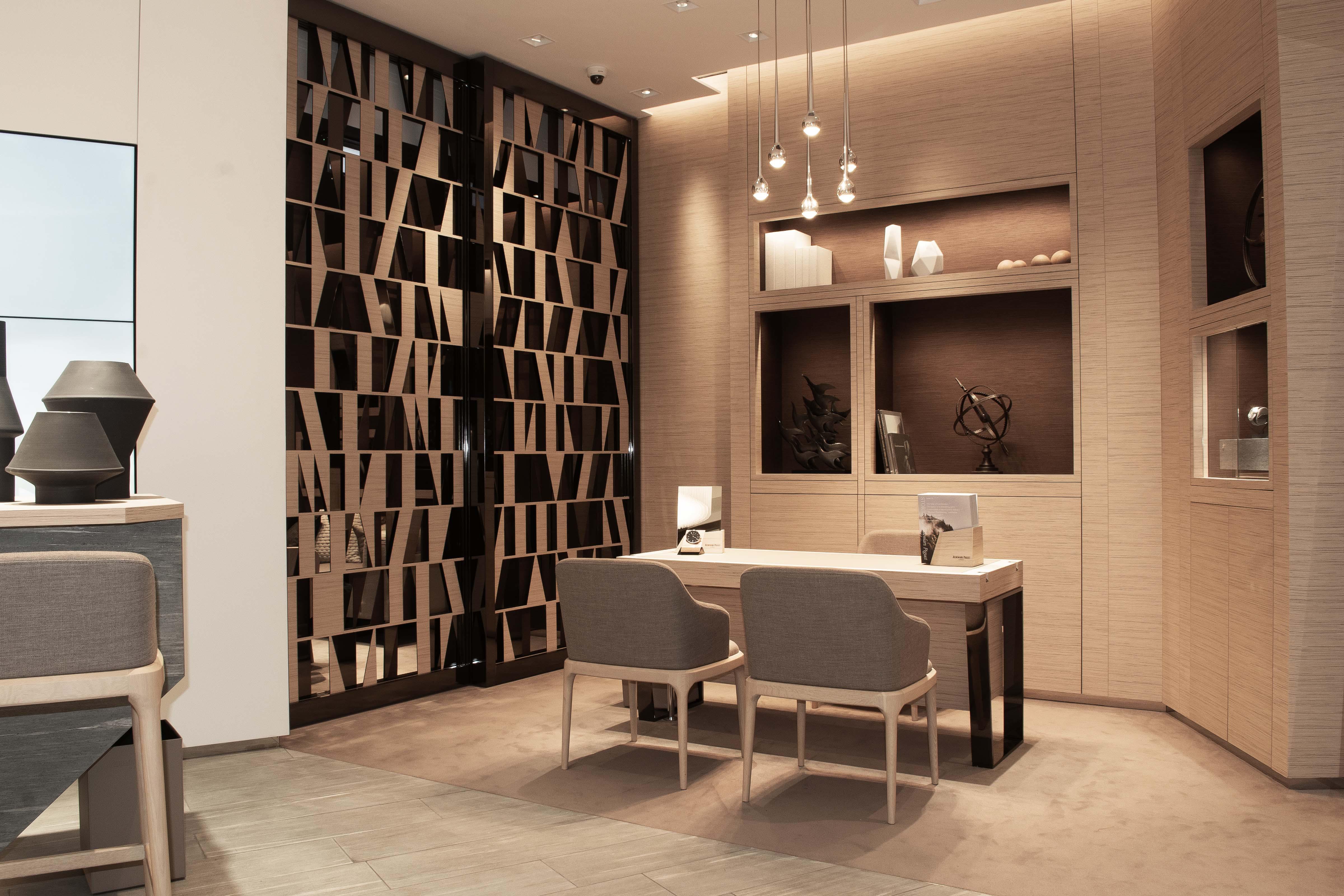 Audemars Piguet Boutique Riyadh by Platinum Sands Clocks And