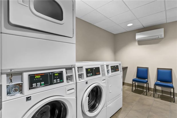 Images Hampton Inn & Suites Baltimore/Woodlawn