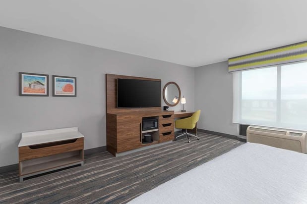 Images Hampton Inn & Suites Lincoln Northeast I-80