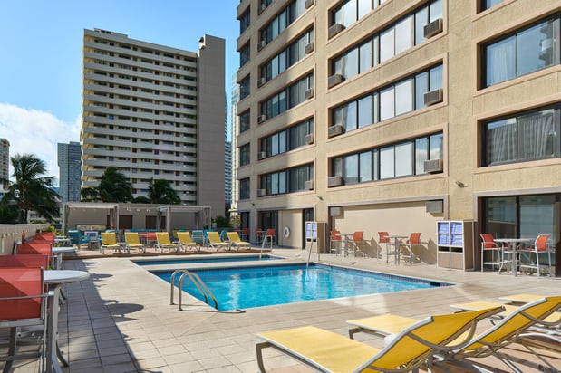 Images Holiday Inn Express Waikiki by IHG