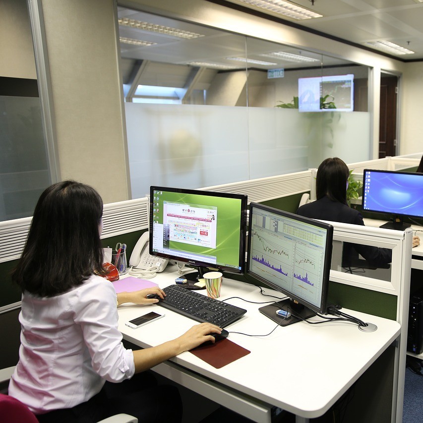 Bild zu Auch bei der Sozialversicherung kann man einen Antrag auf Einstufung als Kleinunternehmer stellen. Dies bedeutet, dass man beitragsfrei gestellt wird. 