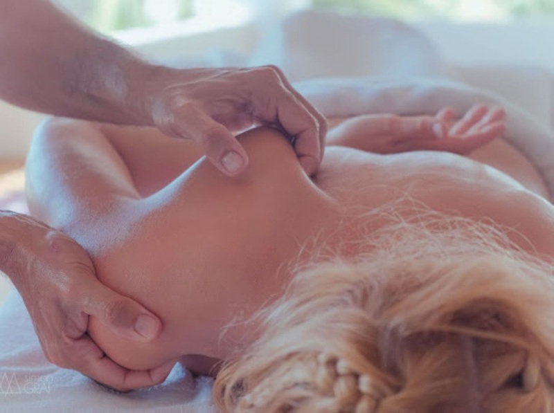 Images Masaje y Terapia Somática -Jorge Cabellos - Massage and  somatic therapy