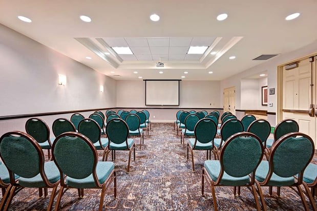 Images Hilton Garden Inn San Bernardino