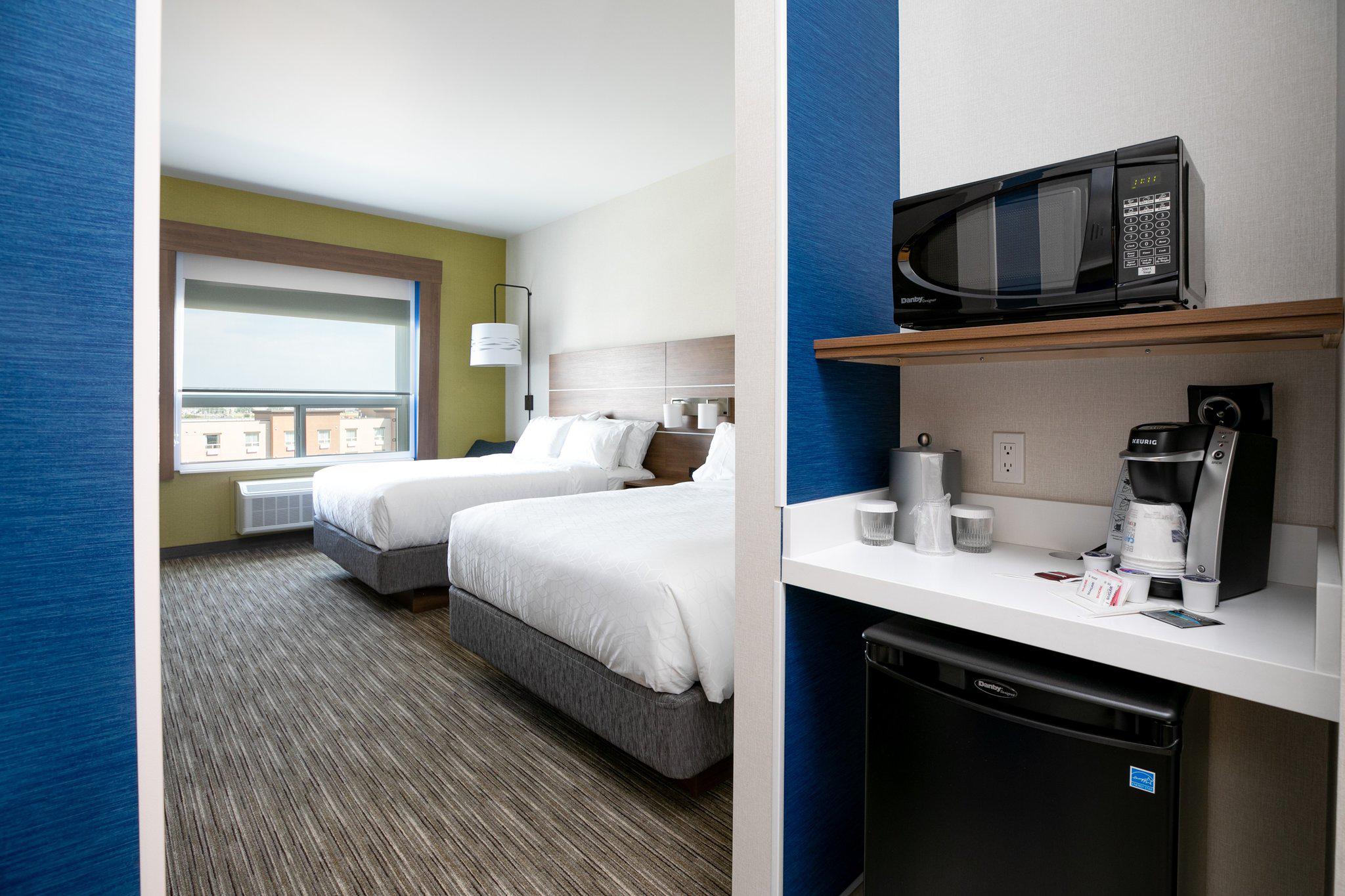 Images Holiday Inn Express Lethbridge Southeast, an IHG Hotel