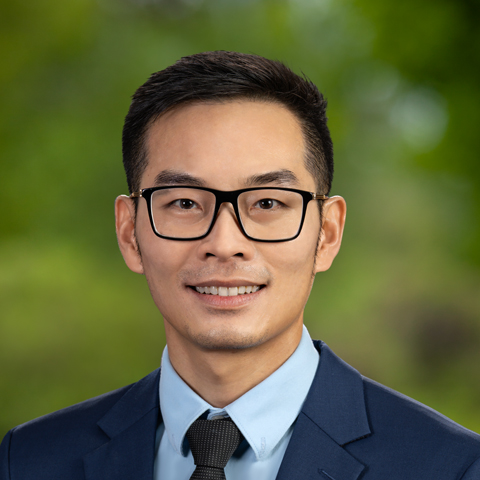Dr Le T. Lac - Roseville, CA - Internal Medicine