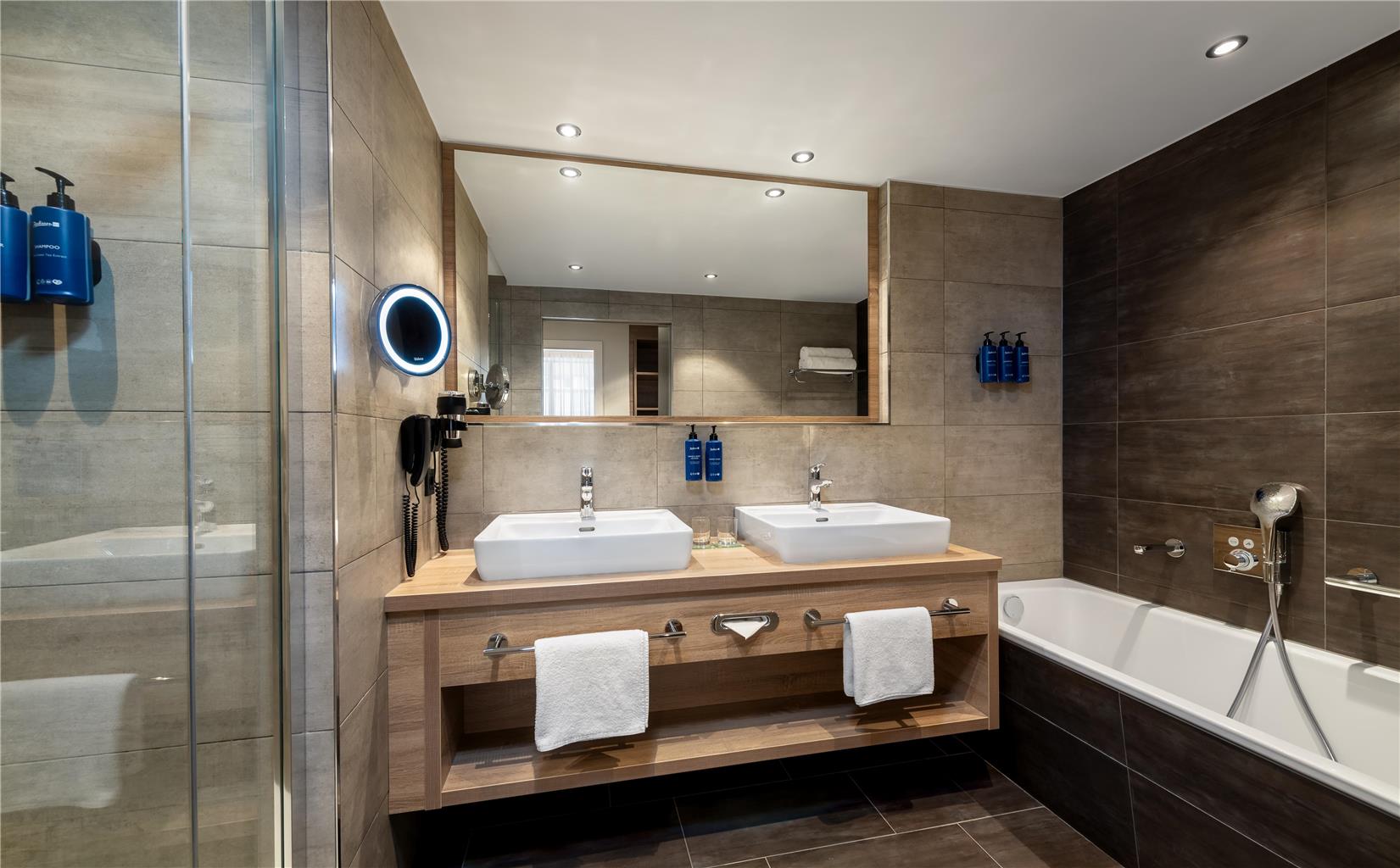 Radisson Blu Hotel & Conference Centre, Salzburg, Fanny-von-Lehnert-Strasse 7 in Salzburg