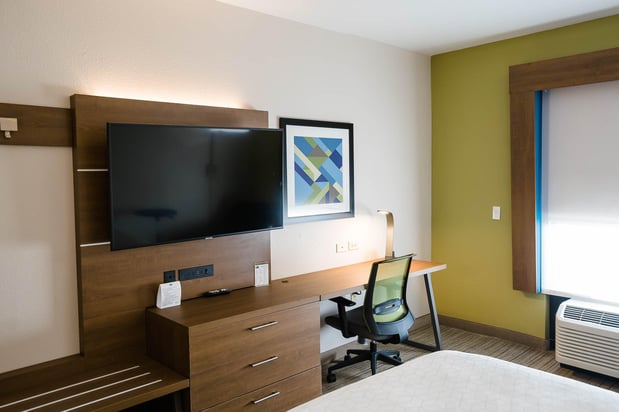 Images Holiday Inn Express & Suites Knoxville-Farragut by IHG