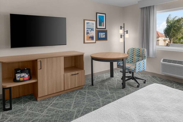 Images Hampton Inn by Hilton Costa Mesa Newport Beach