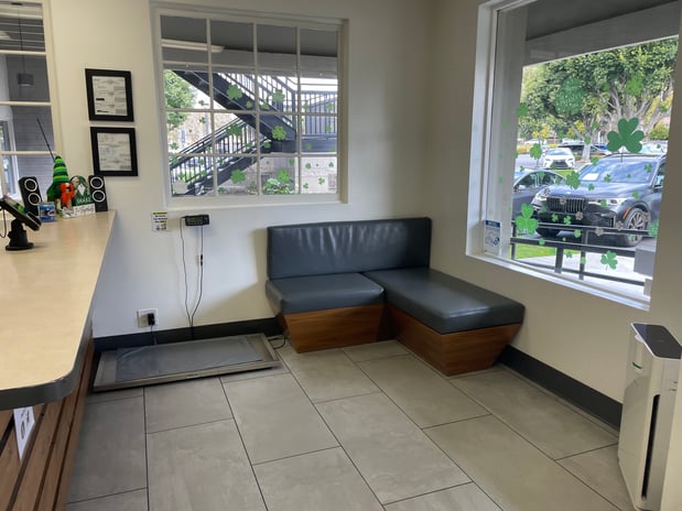 Images VCA Irvine Boulevard Animal Hospital