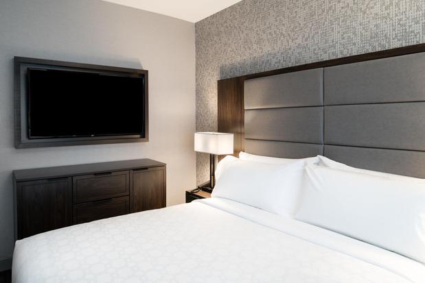 Images Staybridge Suites Boston-Quincy, an IHG Hotel