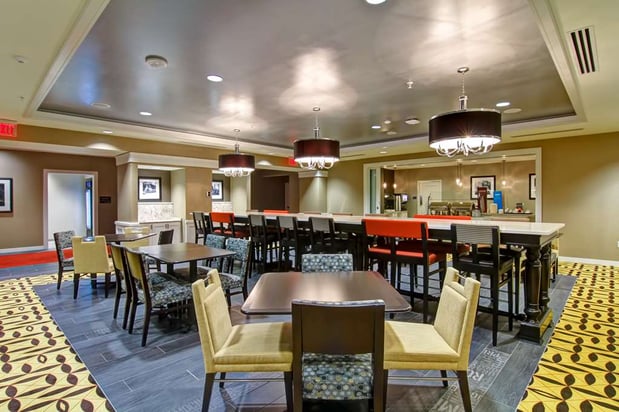 Images Hampton Inn & Suites Cincinnati-Downtown