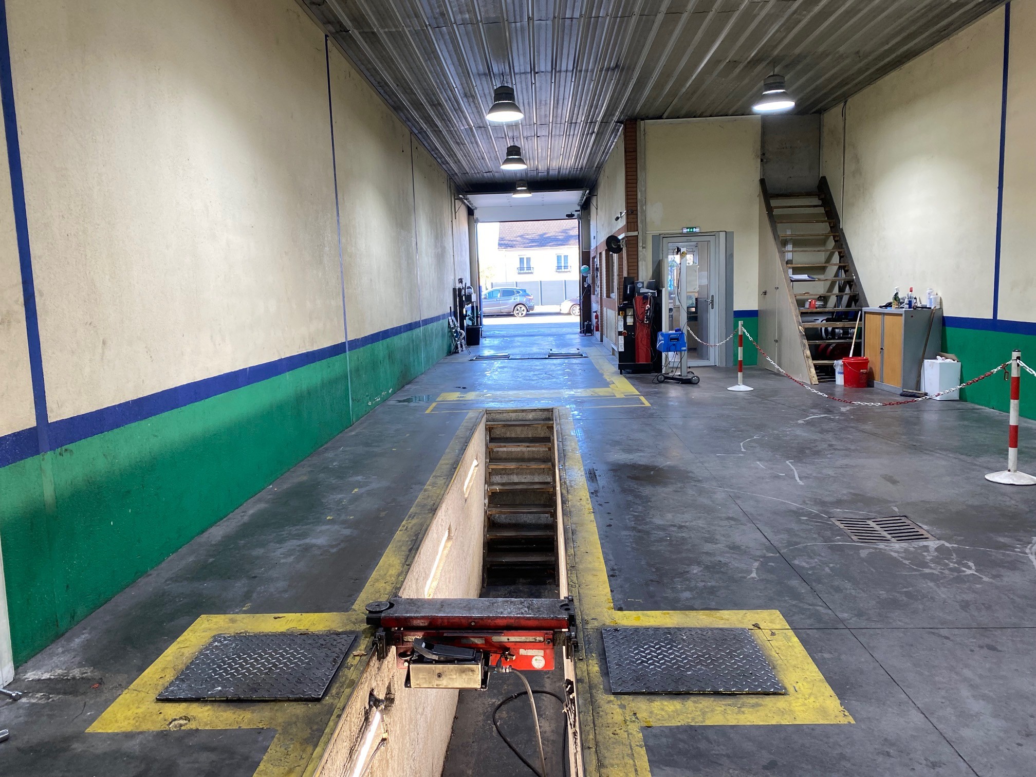 Images Sécuritest Contrôle Technique Automobile TRIEL SUR SEINE