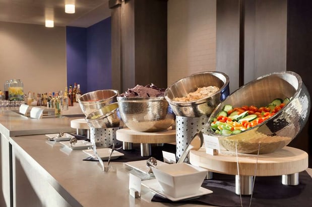 Images Embassy Suites by Hilton Kansas City Olathe