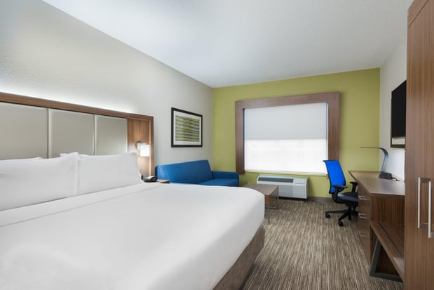 Images Holiday Inn Express & Suites Columbus Airport East by IHG