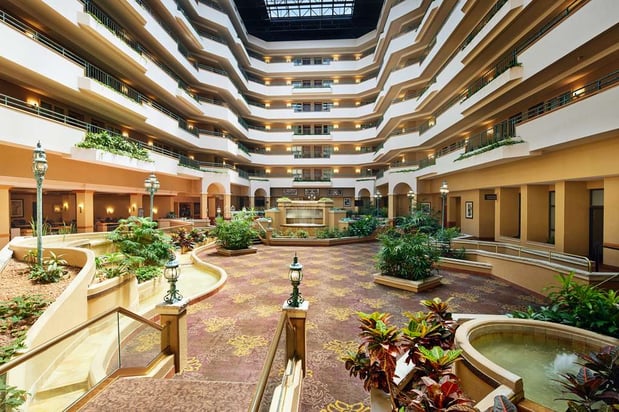 Images Embassy Suites by Hilton Greensboro Airport