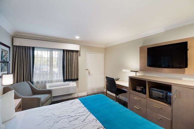 Images Best Western Woodland Hills Inn