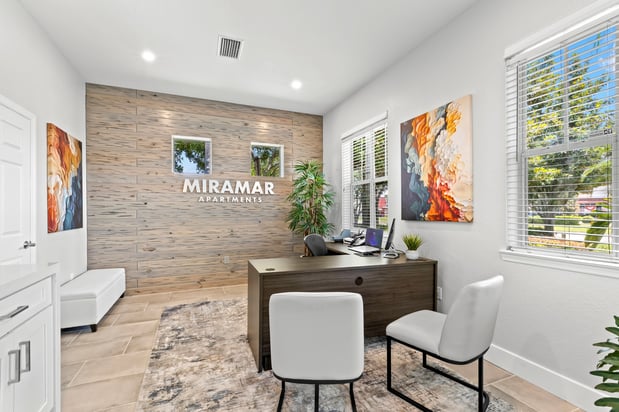 Images Miramar Apartments