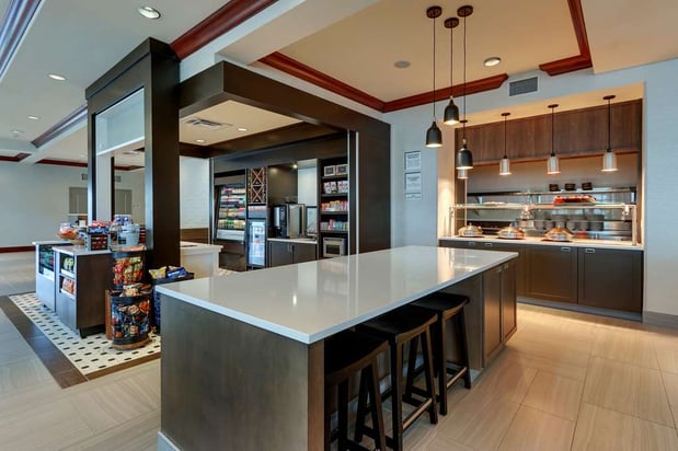 Images Hilton Garden Inn Indianapolis Airport