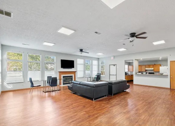 Spacious Living Room 