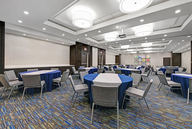 Images Holiday Inn Express & Suites Houston Memorial - City Centre by IHG