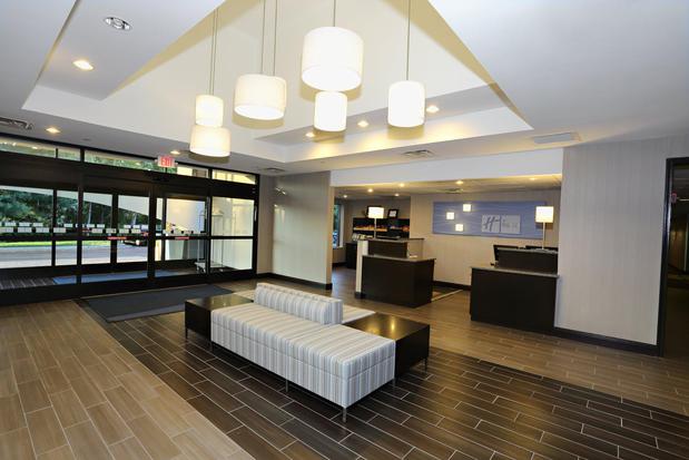 Images Holiday Inn Express Brentwood South - Franklin by IHG
