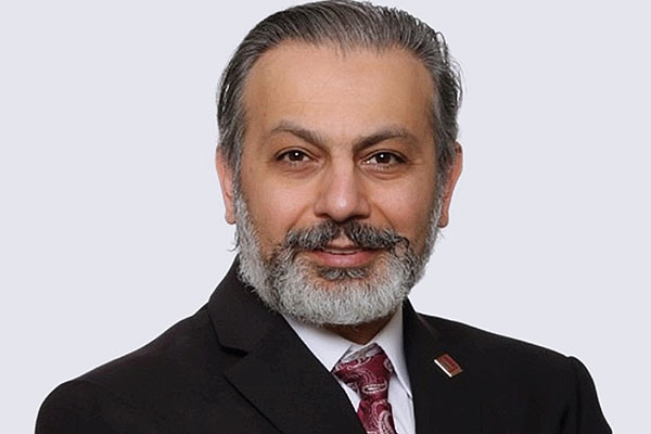 Shervin Shahidian, Retail Partner in our Kenaston Crossing store