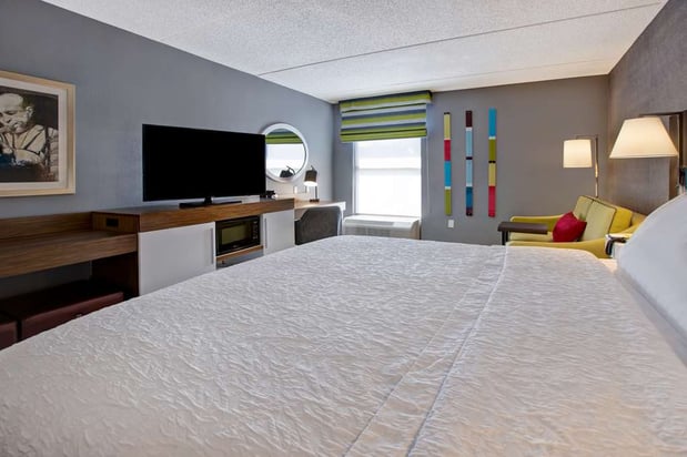 Images Hampton Inn Olive Branch
