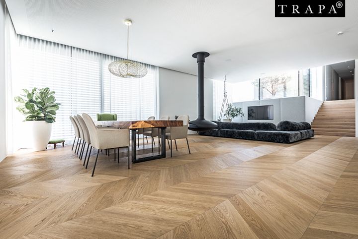 Parkett Hofmann, Am Pfaffenpfad 30 in Nüdlingen