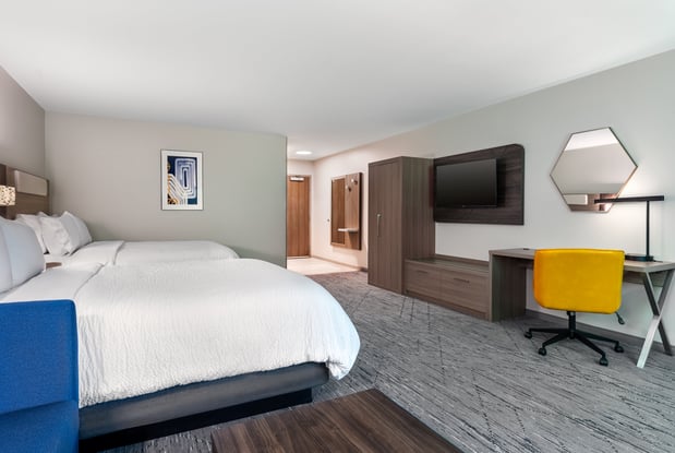 Images Holiday Inn Express & Suites Pittsfield-Lenox-Berkshires by IHG