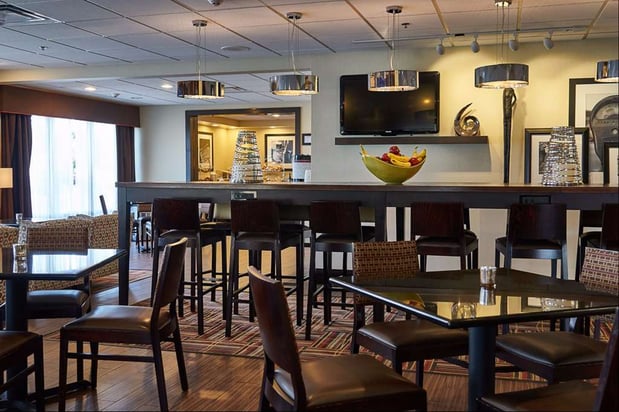 Images Hampton Inn Uniontown