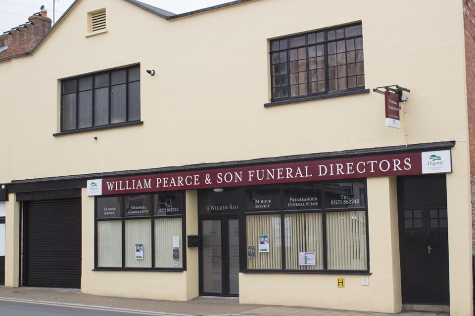 William Pearce & Son Funeral Directors Ilfracombe 01271 862242