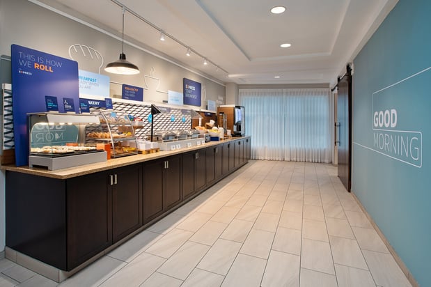 Images Holiday Inn Express & Suites Grand Rapids-North by IHG